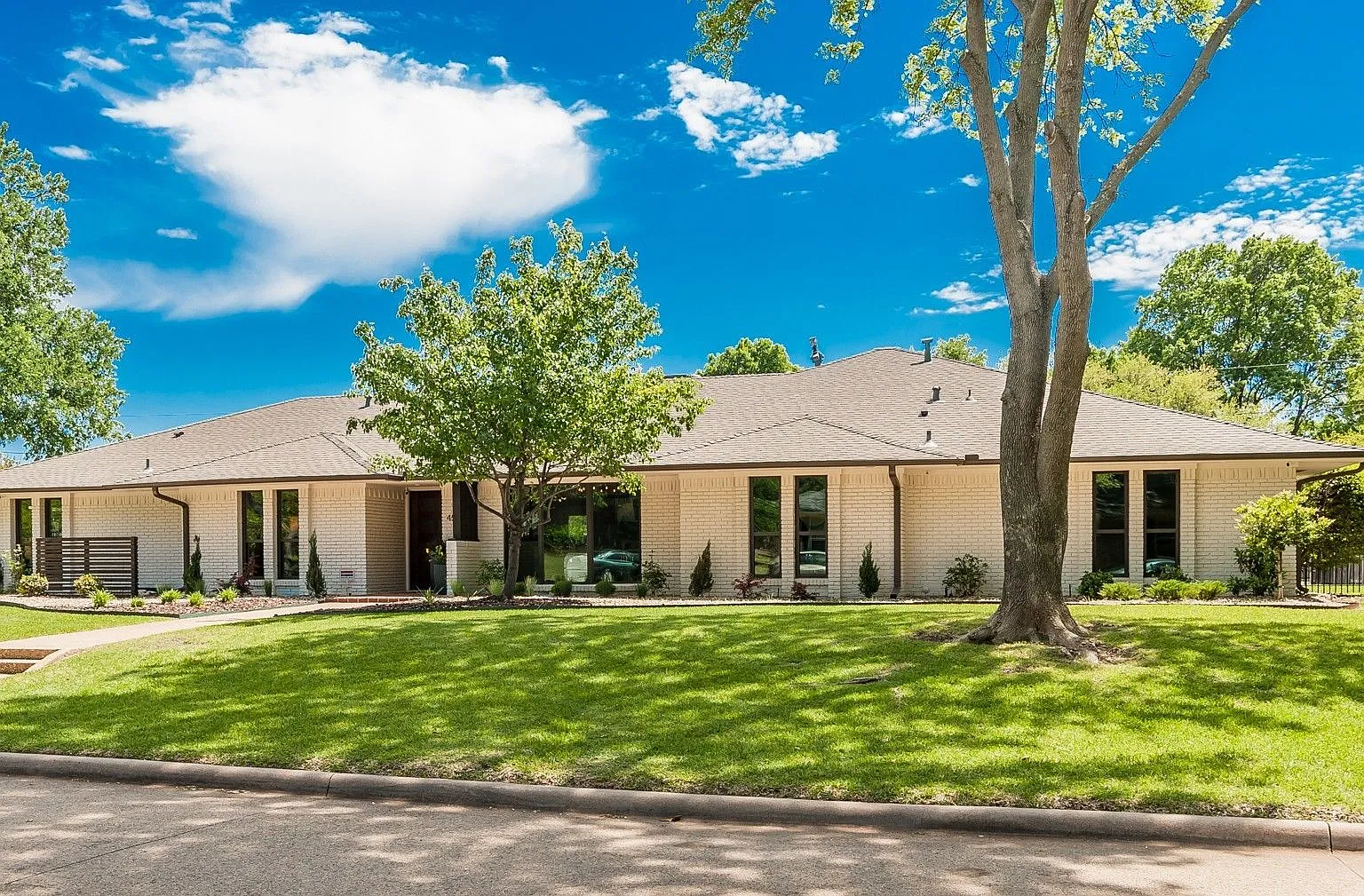 Mill Run Road exterior
